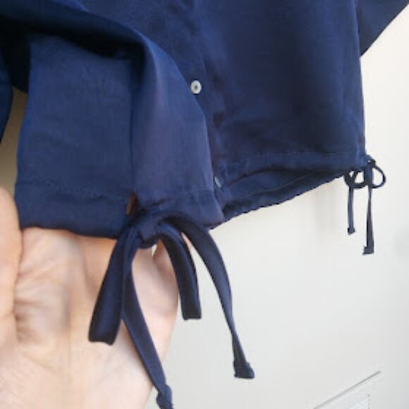 HOUSE OF HARLOW 1960 | NWOT Navy Blue Satin Boxy Button Up Side Tie Crop Top L - Picture 6 of 11